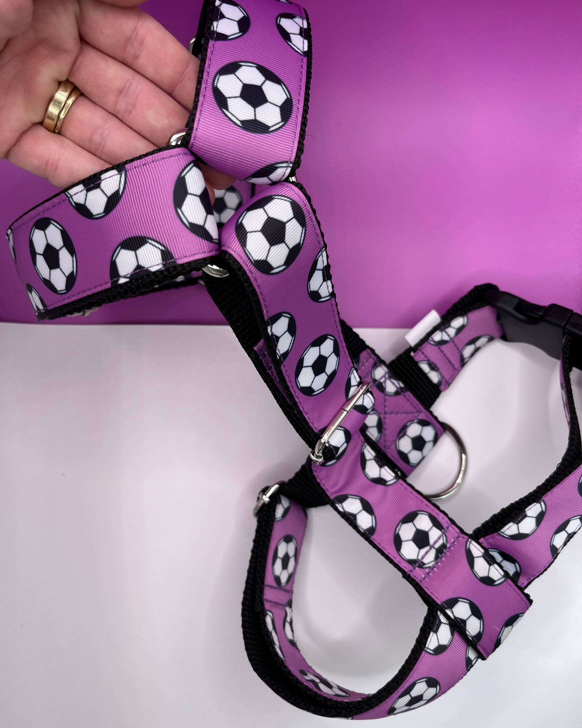 DOG HARNESS - FOOTBALLS
